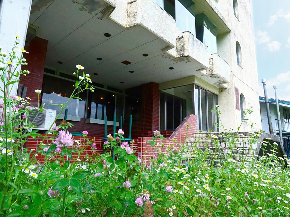 Hotel New Bernina Nagano Bagian luar foto