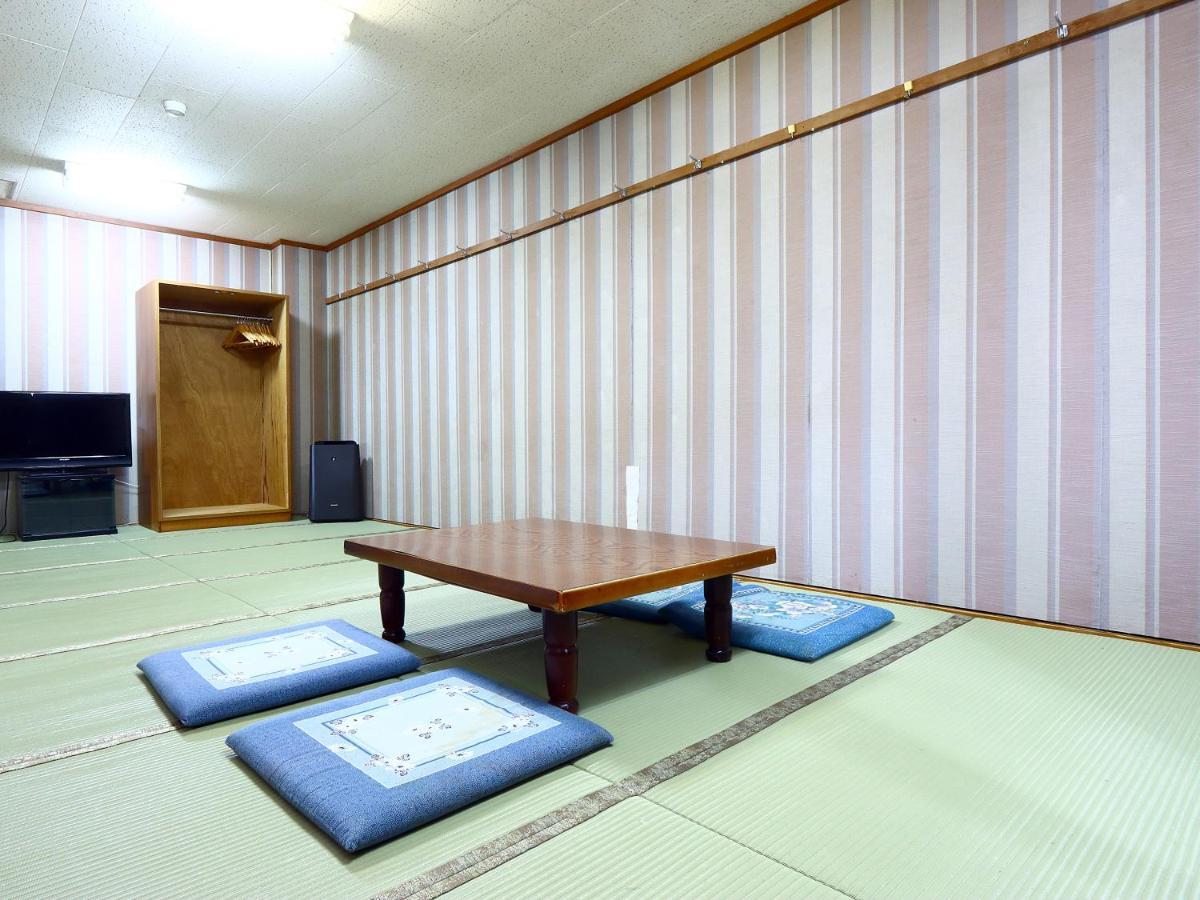Hotel New Bernina Nagano Bagian luar foto