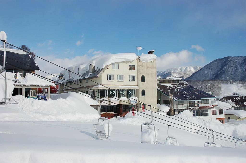 Hotel New Bernina Nagano Bagian luar foto