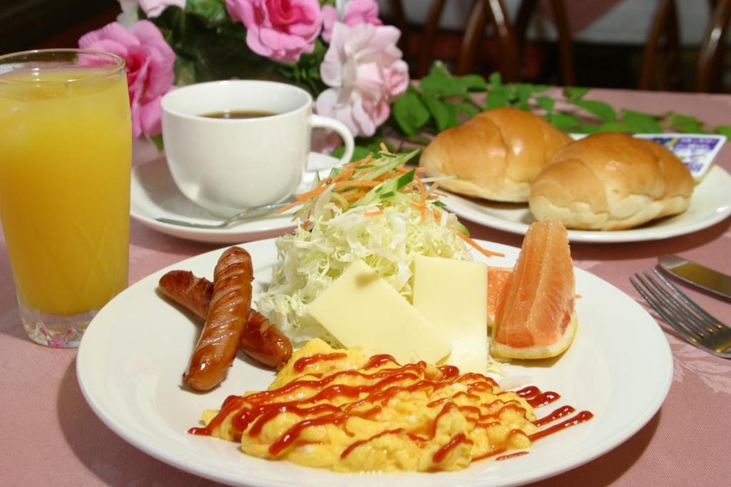 Hotel New Bernina Nagano Bagian luar foto