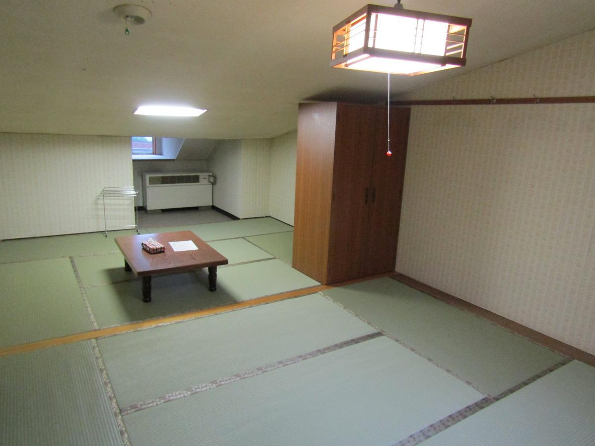 Hotel New Bernina Nagano Bagian luar foto